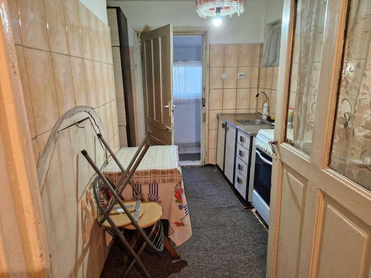 Casă cu 2 camere în Prunaru