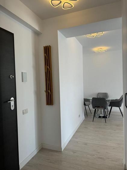 Apartament cu 2 camere semidecomandat, mobilat în Pipera
