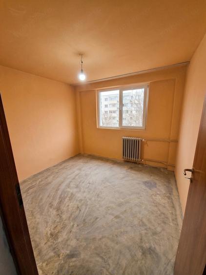 Apartament cu 2 camere decomandat în Parcul Circului