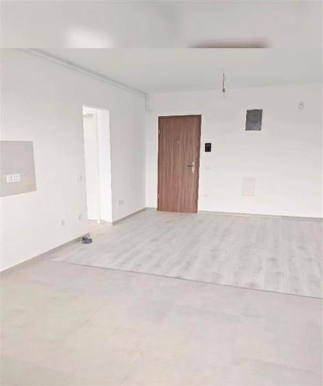La primul locator, totul nou, studio, Tractorul, Brasov - 5