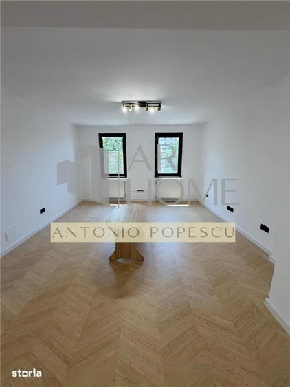 Apartament cu 4 camere în Central