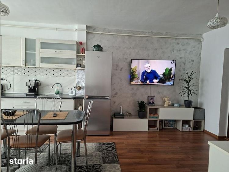 Ap.cu 2 camere de vanzare-str.Porii,Floresti - 1