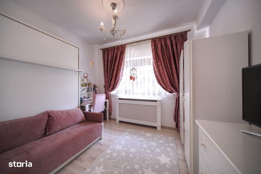Apartament cu 3 camere decomandat în Sânpetru