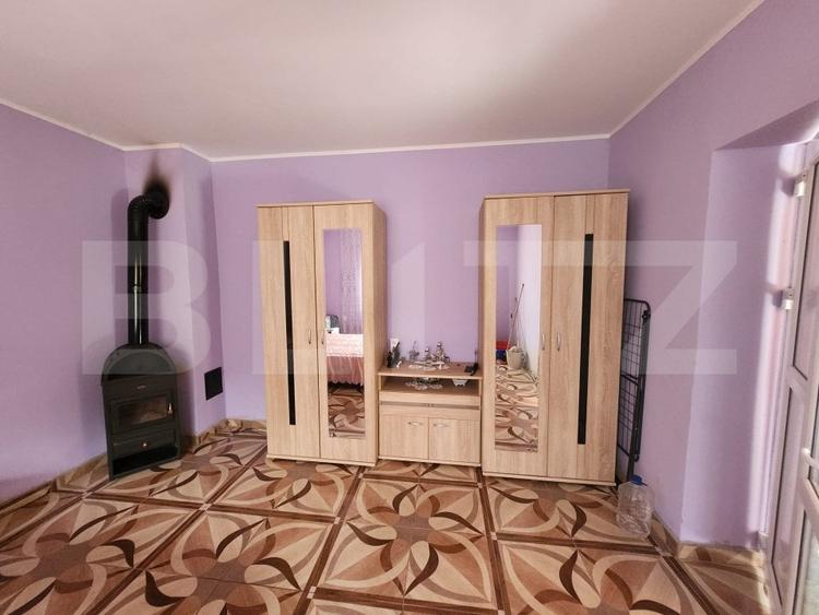 Casă individuală cu 2 camere cu Teren 1150 Mp în Vălișoara