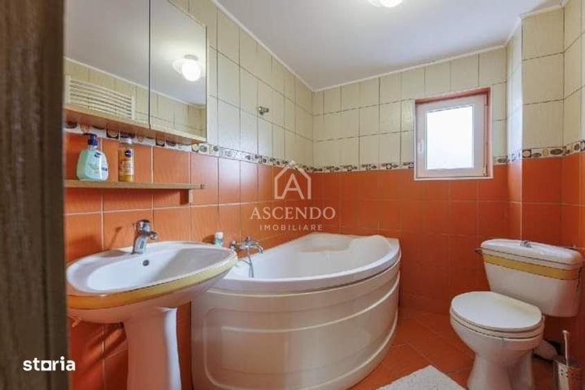 Casă cu 4 camere în Breaza de Sus