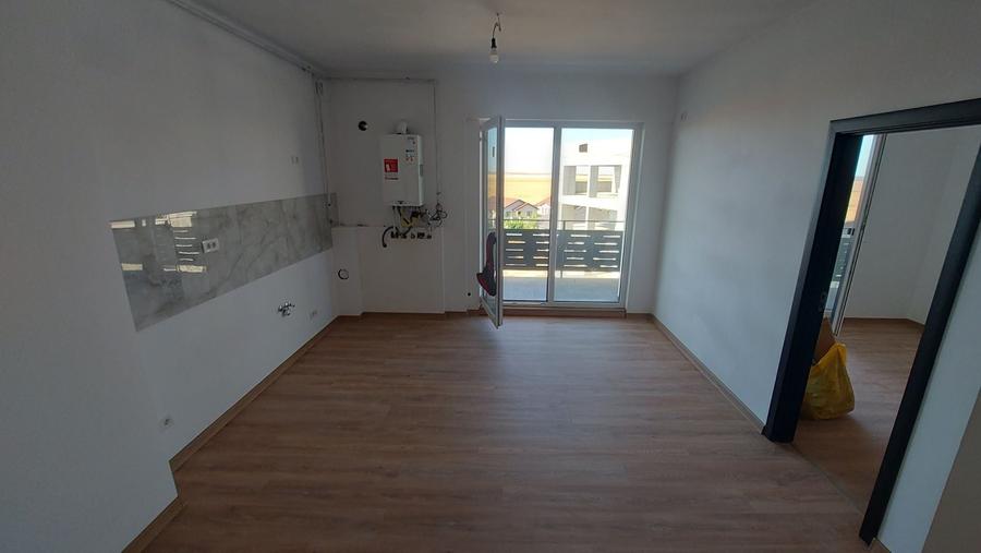 Apartament cu 3 camere decomandat în Sântandrei