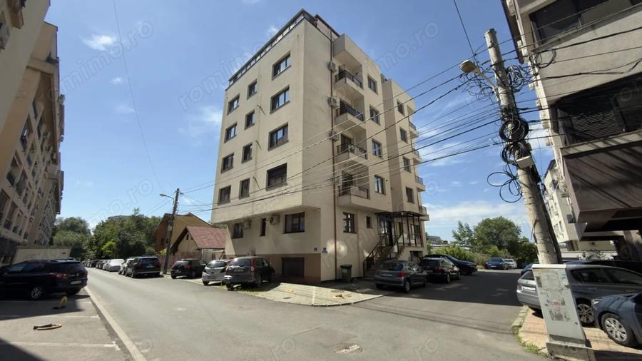 Garsonieră decomandată, mobilată în Herăstrău