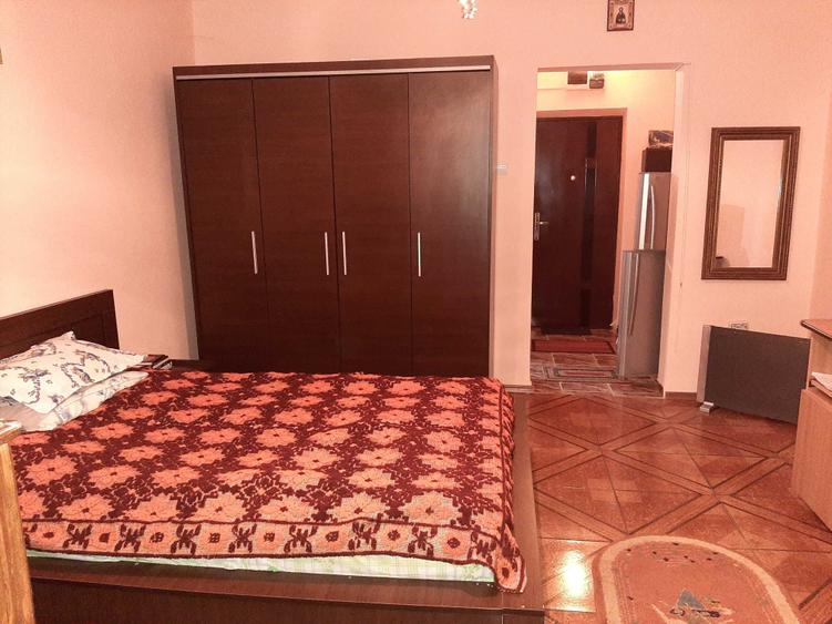 Garsonieră decomandată în Hipodrom