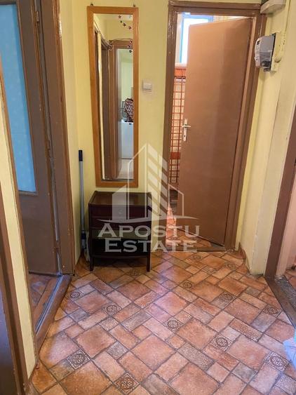 Apartament cu 2 camere decomandat în Central