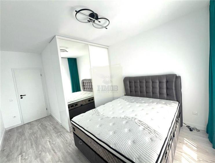 Apartament cu 3 camere semidecomandat în Exterior Est