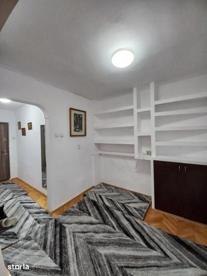 Apartament cu 2 camere în Plopilor