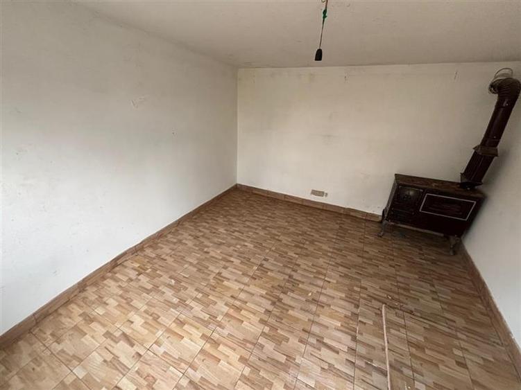 Duplex cu 3 camere cu Teren 453 Mp în Exterior Est