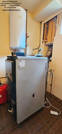 Casă cu 8 camere cu Garaj în Tarcău