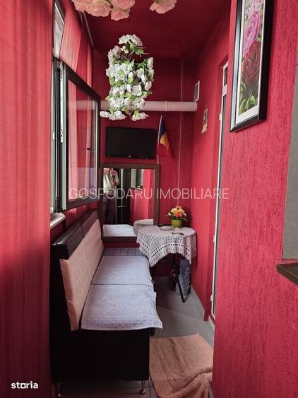 Apartament 2 camere etaj 4 imbunatatit mobilat - ultracentral