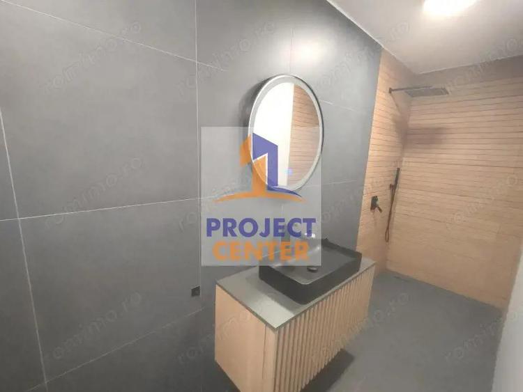 Casă cu Teren 400 Mp în Central