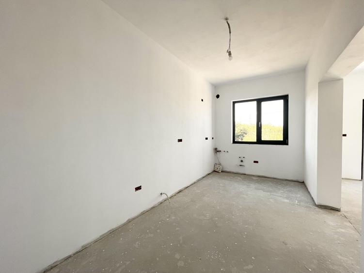 Duplex cu 4 camere cu Canalizare în Moșnița Nouă