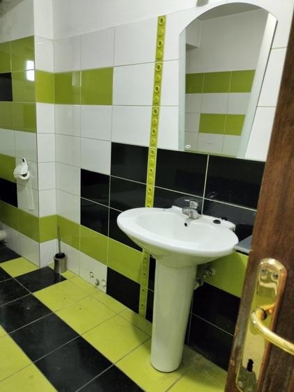 Spațiu comercial, de 428 mp, în Central