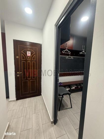 Apartament cu 3 camere decomandat în Gara de Nord