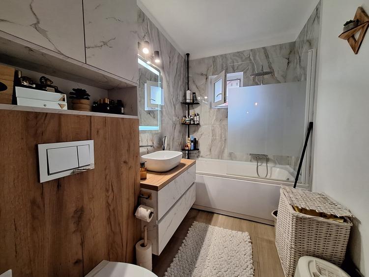 Apartament cu 2 camere, decomandat, zona Eroilor - 6