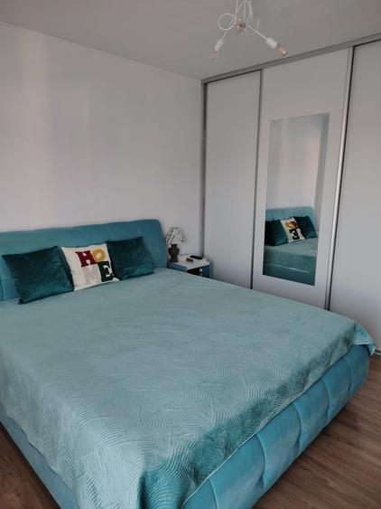 Apartament cu 2 camere semidecomandat, mobilat în Dâmbul Rotund