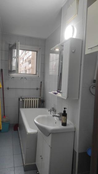 Inchiriere garsoniera in Tineretului, etj 5, decomandata,4 minte metrou/parc - 6