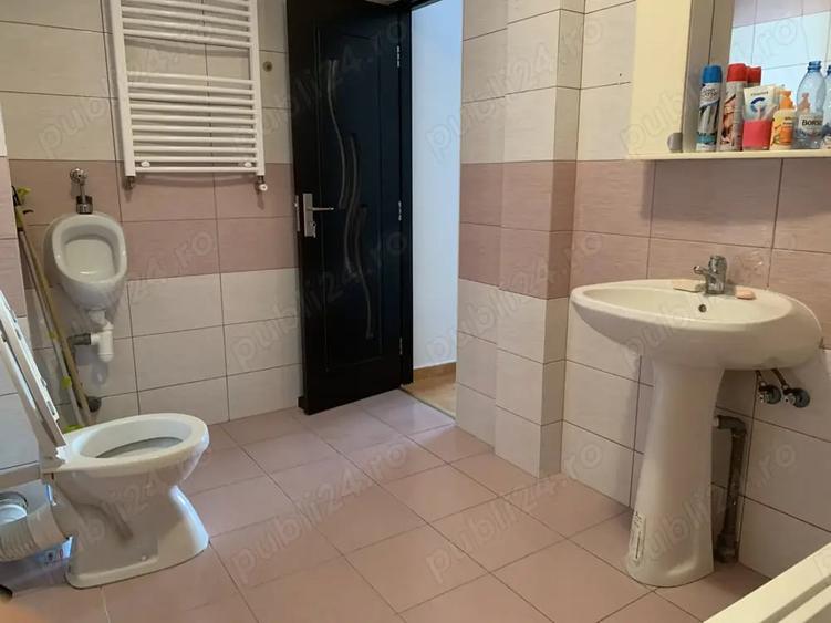 Apartament cu 2 camere decomandat în Ozana
