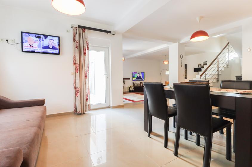 Casa Famini – o proprietate remarcabilă – - 23