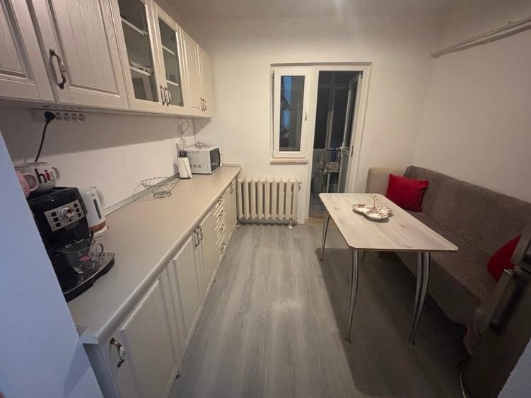 Apartament cu 2 camere decomandat în Gara