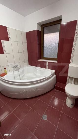 Casă cu 4 camere în Central