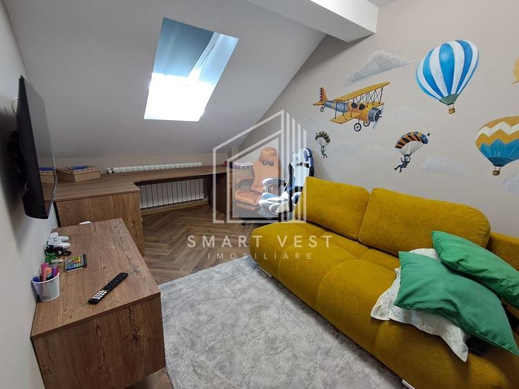 Apartament cu 3 camere decomandat, mobilat în Central