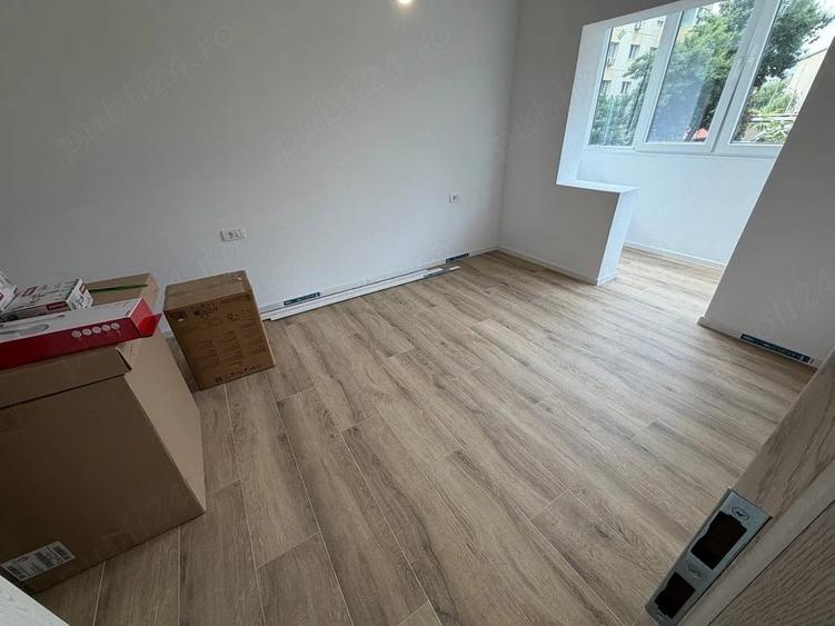 Apartament cu 3 camere decomandat, mobilat în Dâmbovița