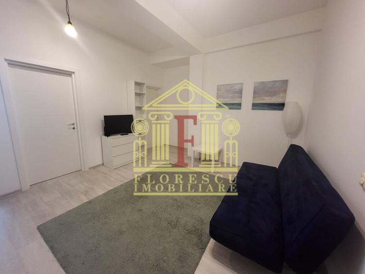 Apartament cu 3 camere, mobilat în Central