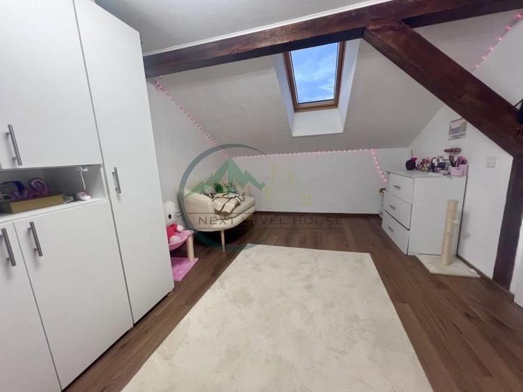 Apartament cu 3 camere decomandat, mobilat în Sânpetru