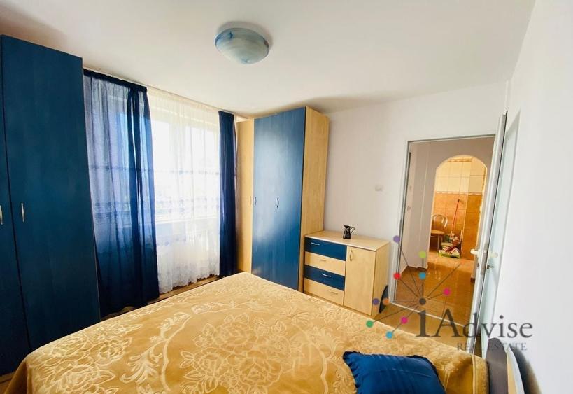 Apartament cu 2 camere decomandat, mobilat în Tractorul