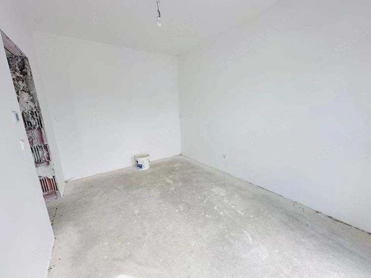 Casă cu 4 camere cu Teren 318 Mp în Urseni