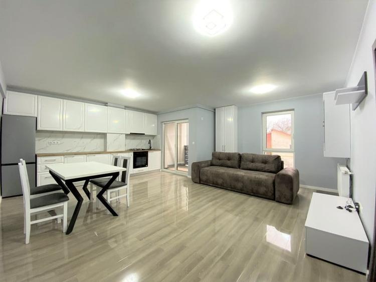 Apartament 2 camere, cart.Dambul Rotund, zona MegaImage - 1