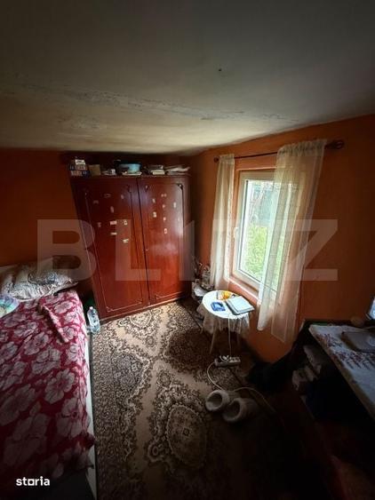 Casă cu 4 camere cu Teren 232.56 Mp în Central