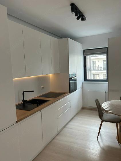 Apartament cu 3 camere decomandat, mobilat în Morarilor