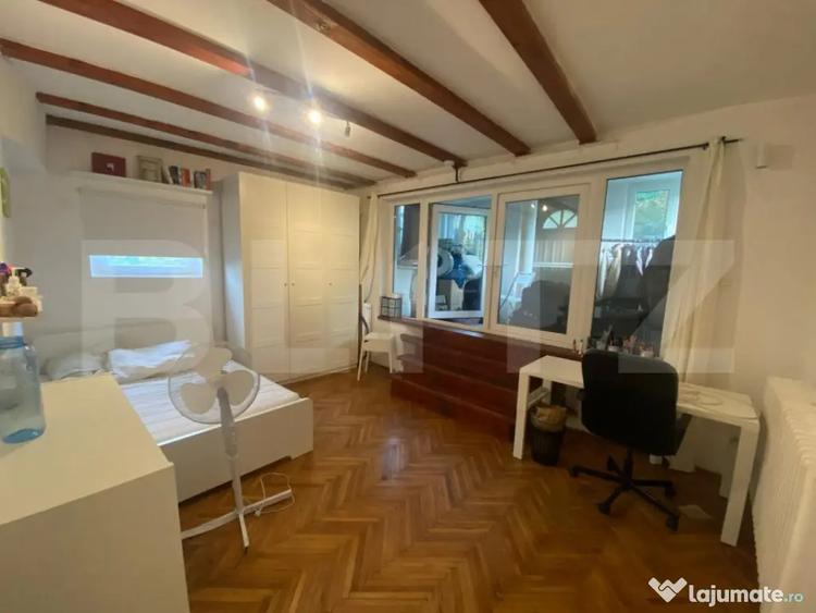 Casă cu 7 camere cu Teren 223 Mp în Hașdeu