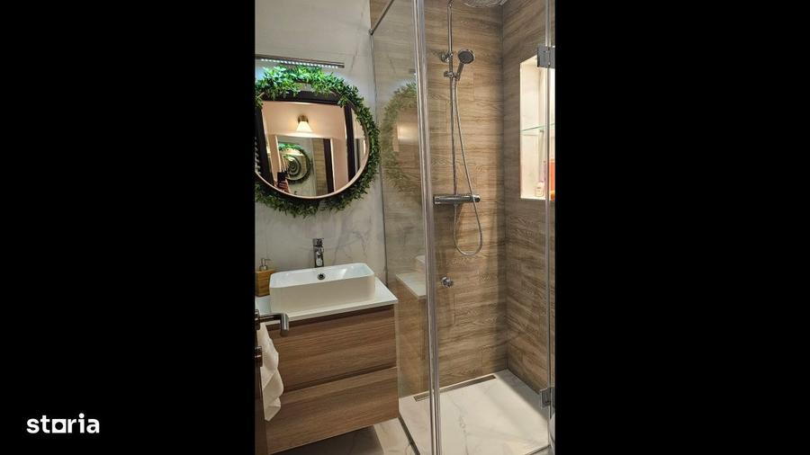 Apartament cu 3 camere în Central — fotografia 1