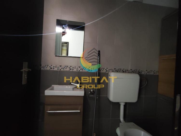 Apartament cu 3 camere decomandat în Berceni