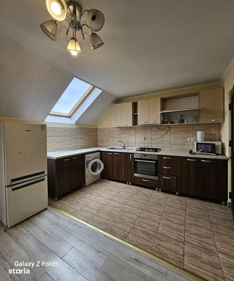Apartament cu 3 camere în Rogerius