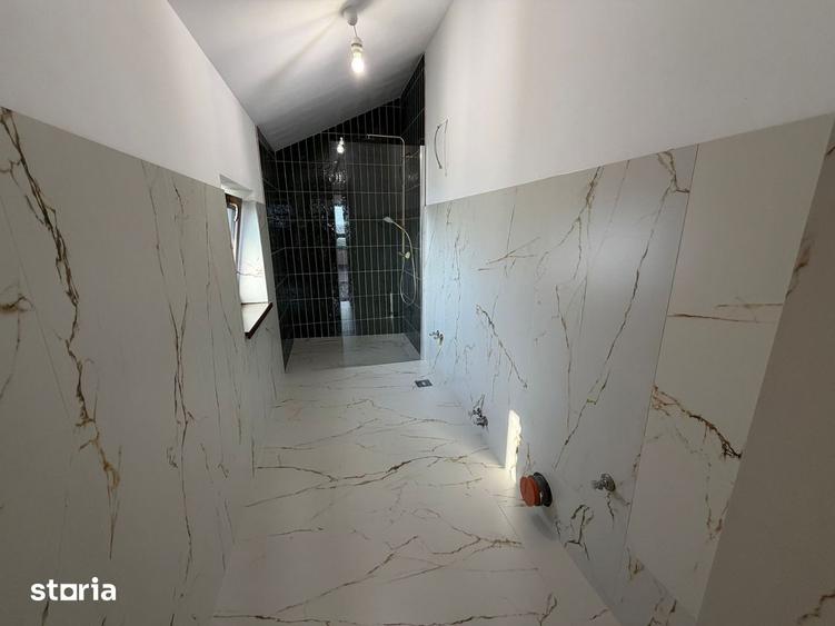 Casă cu 4 camere cu Teren 533 Mp în Central
