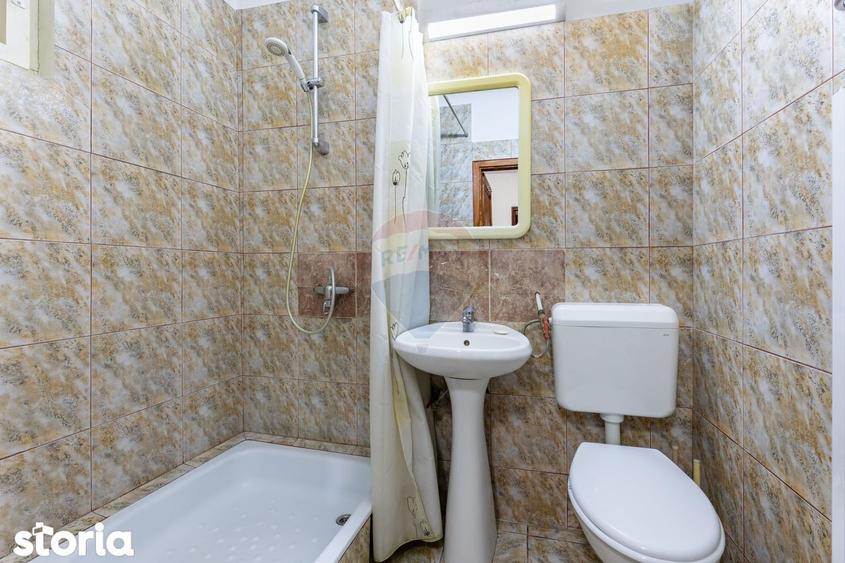 Casă cu 3 camere cu Canalizare în Șega
