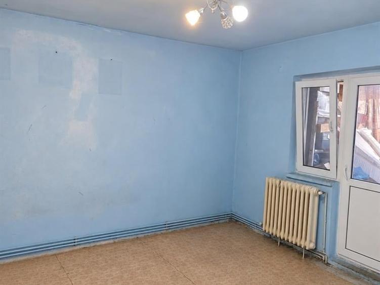 Apartament cu 3 camere decomandat, mobilat în 1 Mai
