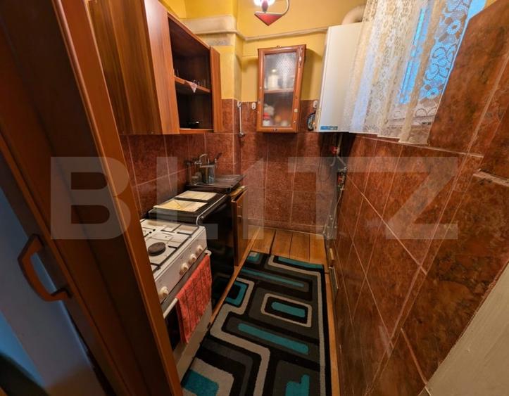 Apartament cu 2 camere semidecomandat, mobilat în 9 Mai