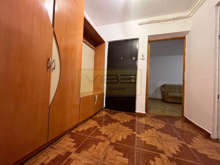 Apartament cu 2 camere decomandat, mobilat în Nicolina