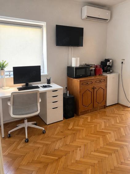 Garsonieră decomandată în Central