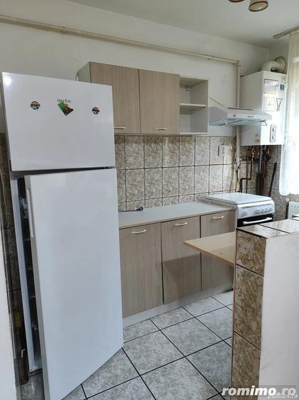 garsoniera de inchiriat zona Complexului Studentesc cu central proprie - 2