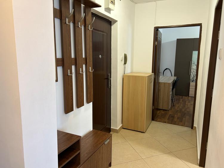 Apartament cu 2 camere decomandat în Gheorghe Lazăr